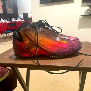 Nike Zoom Hyperflight Superhero LeBron sz 12 Great condition priced to sell $67